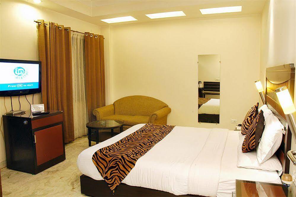 Centrum 3*